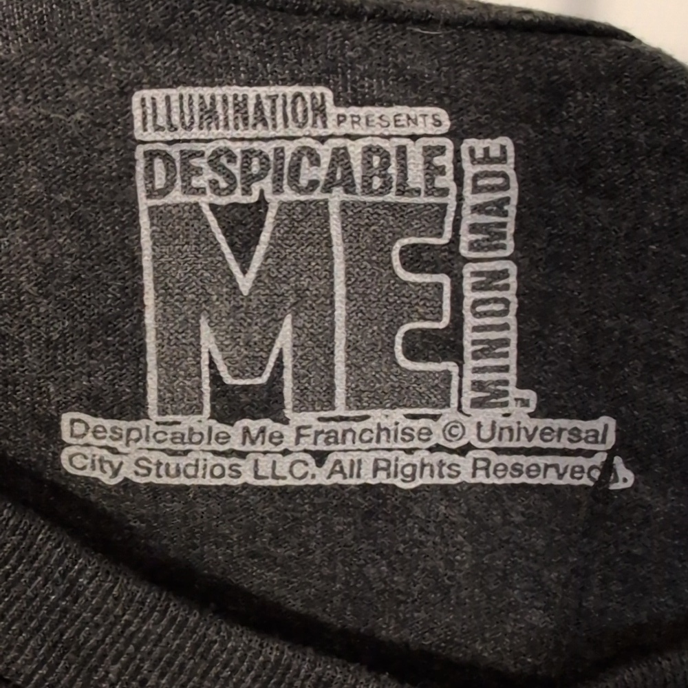 Santa Minions Gray Kids Christmas T-Shirt - Picture 5 of 5